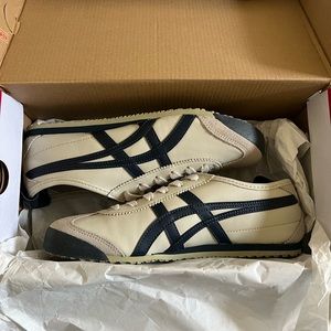 Onitsuka Tiger Mexico 66, Size 7 NWT